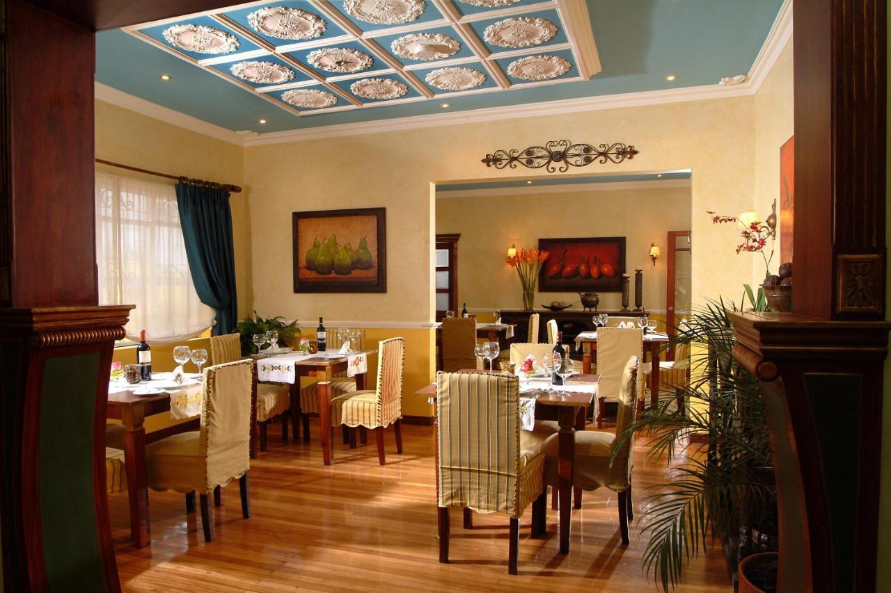 Casa Aliso Hotel Boutique Quito Exterior photo